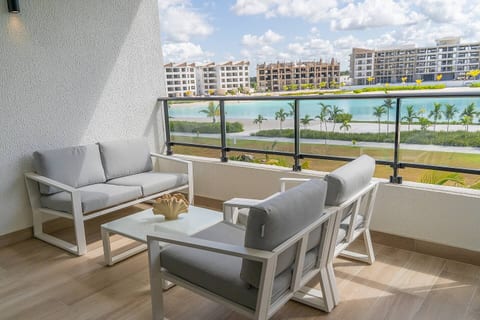 Apt Downtown 1 |2BR by Crystal Lagoon•Downtown Punta Cana