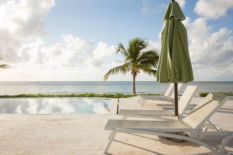 Beach Studio w/ Ocean Views