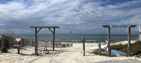 2 min to Cape San Blas public beach access
