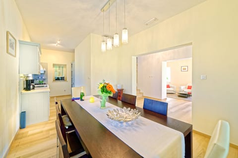 Villa Demetra s bazenom i predivnim pogledom na Motovun - Unit 205285-5