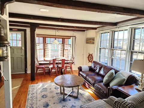 Views of Bearskin neck and peeks of the Harbor from windows