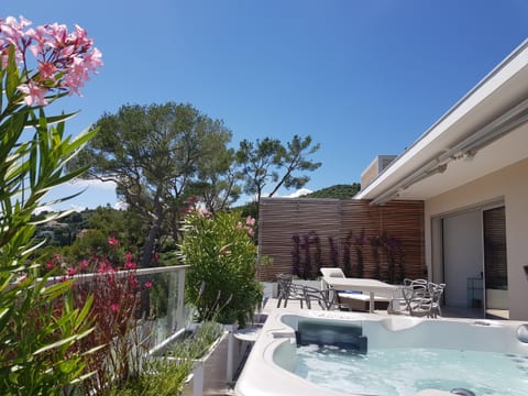 La Consolate : 5*apartment in Côte d'Azur, France