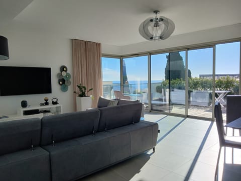 La Consolate : 5*apartment in Côte d'Azur, France