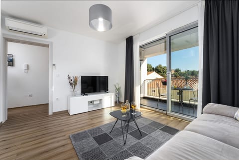 Apartment Filip Premium - Unit 370067-13