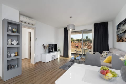 Apartment Filip Premium - Unit 370067-13
