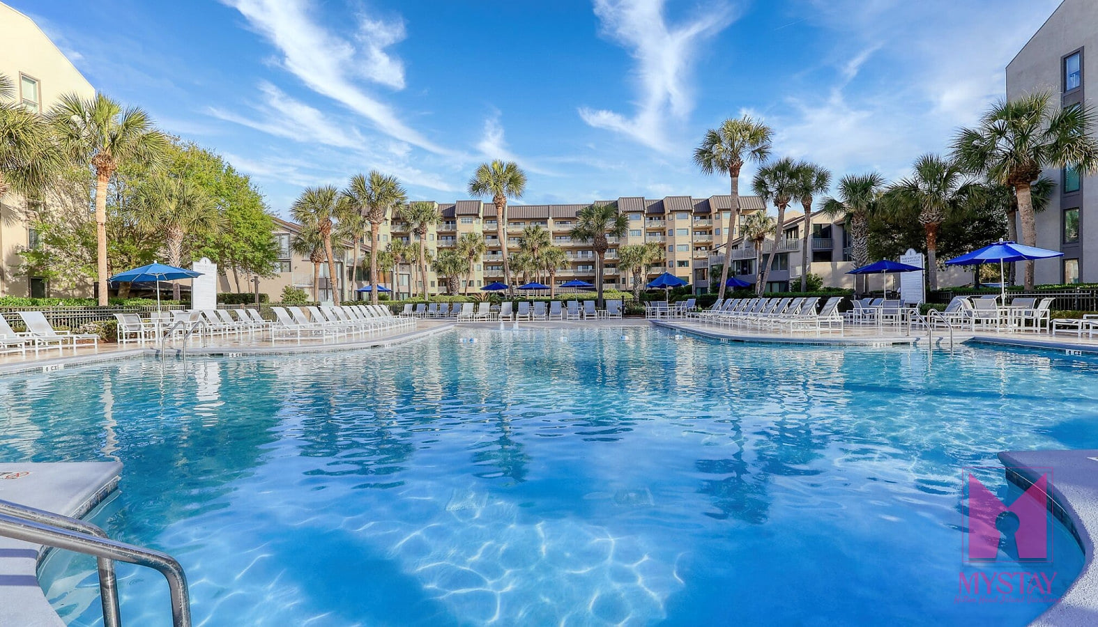 Resort-Style Zero-Entry Pool, Kiddie Splash Zone & Soothing Hot Tub