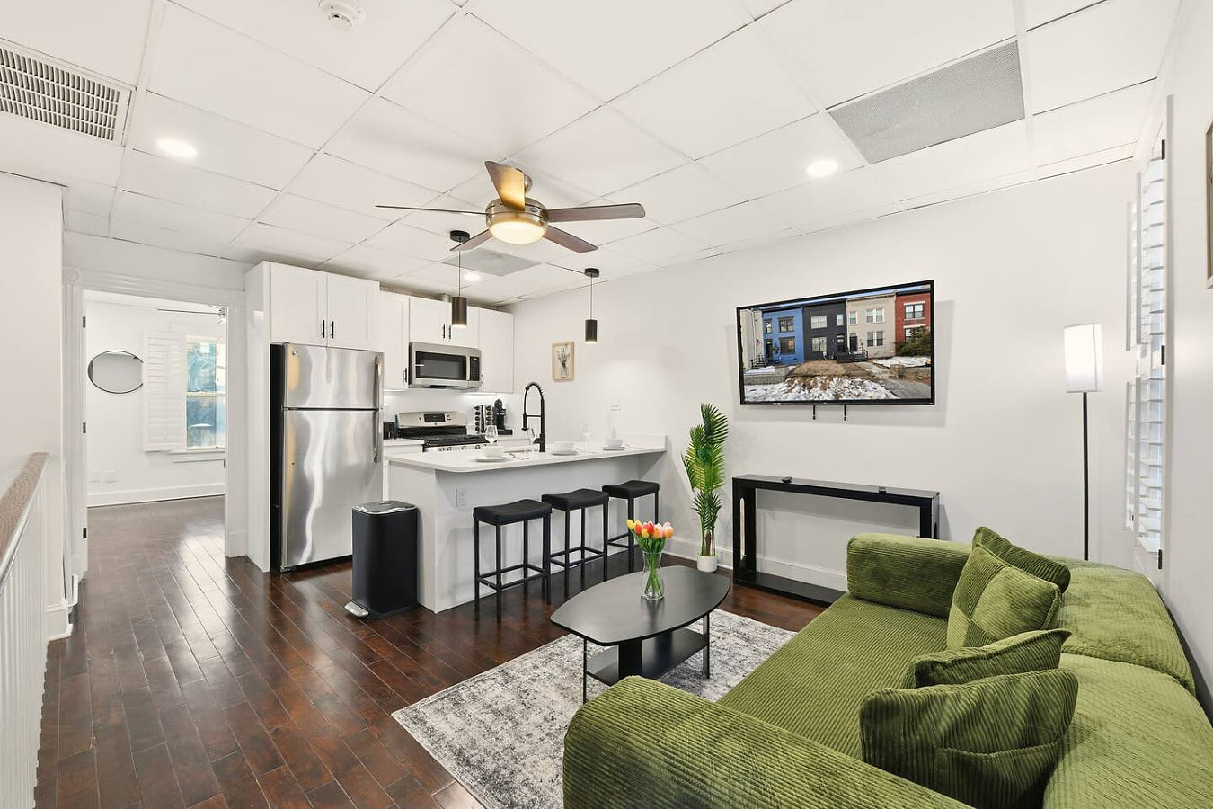 Bright Capitol Hill Home – Walk to Metro & Markets