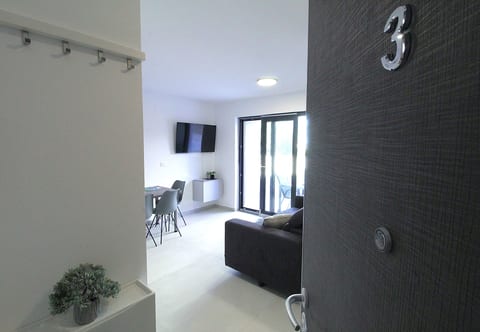 Apartments Frank - Unit 376489-13