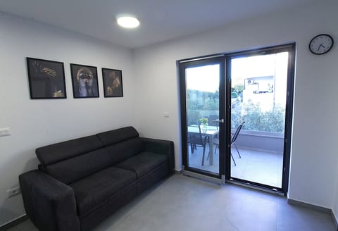Apartments Frank - Unit 376495-13
