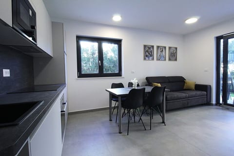 Apartments Frank - Unit 376490-13