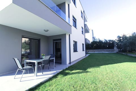 Apartments Frank - Unit 376491-13