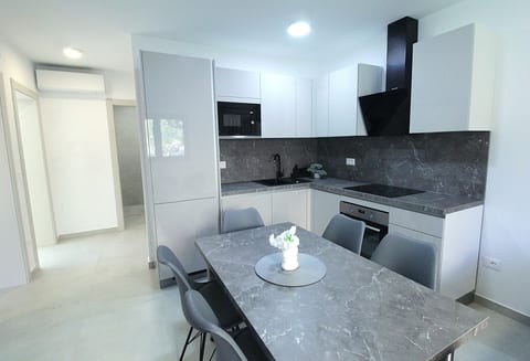 Apartments Frank - Unit 376491-13