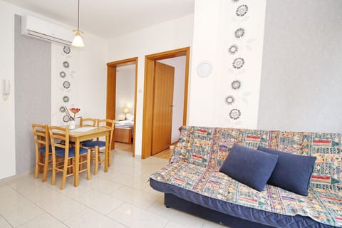 Apartments Villa Limun - Unit 54068-61
