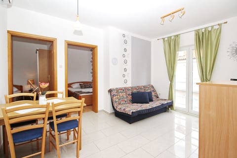 Apartments Villa Limun - Unit 54068-61