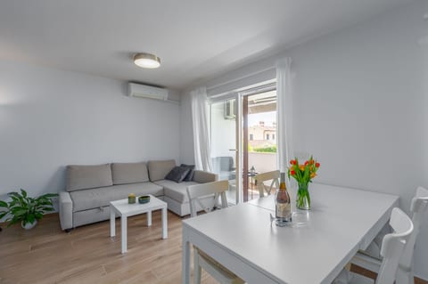 Apartment Luka Premium - Unit 371245-13