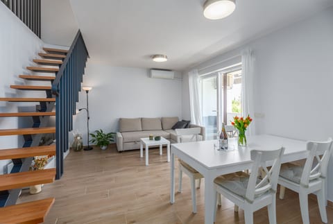 Apartment Luka Premium - Unit 371245-13