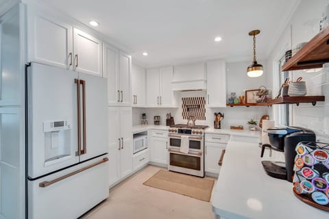 Chef Worthy Kitchen fully Equipped