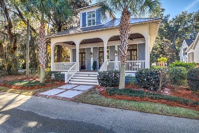Driftwood Inn - Bluffton