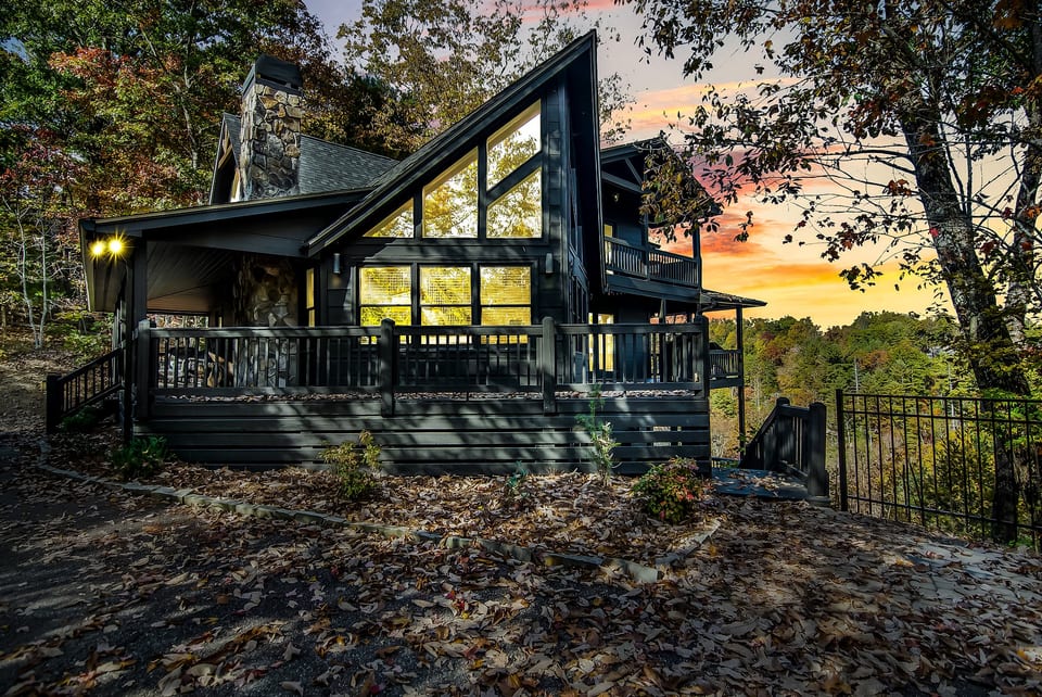 Grin and Bear It Cabin - Blue Ridge