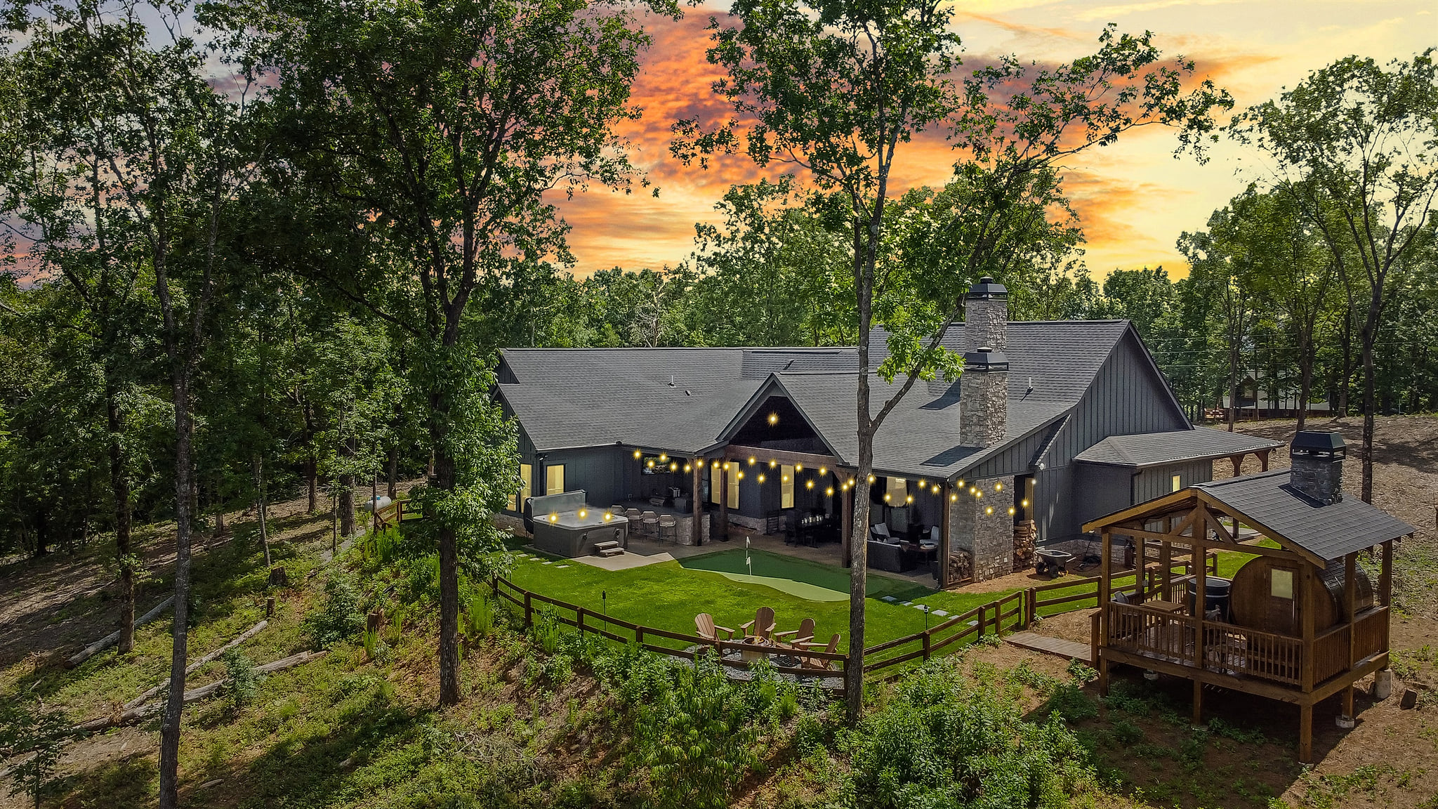 King of The Forest Lodge