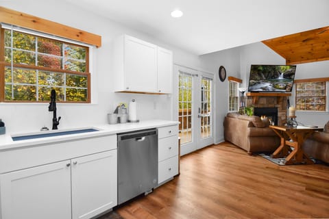 The Alpine Bungalow
