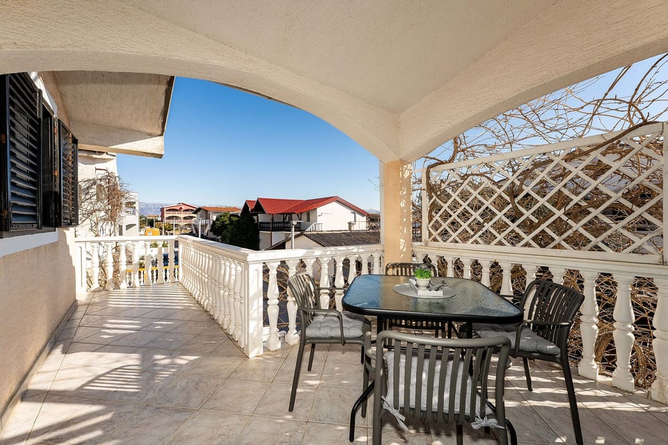 Apartments Plantosar - Unit 378201-13