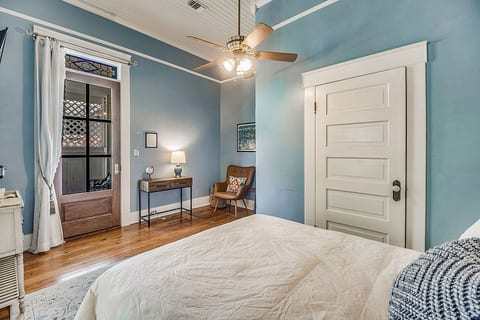 Pensacola • 1BR • Sleeps 2 • Close to Downtown
