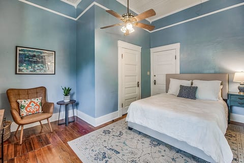 Pensacola • 1BR • Sleeps 2 • Close to Downtown