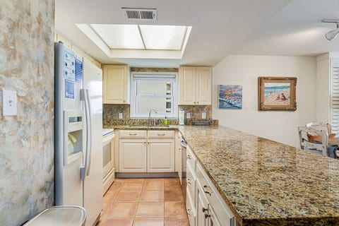 Orange Beach Beachfront Condo 3 Bedroom Sleeps 6 Lei Lani 401