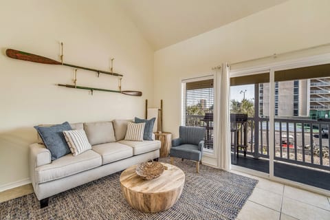 Pensacola Beach 1 Bed Sleeps 6 Modern Loft
