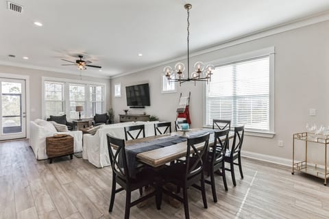 Orange Beach Luxury Home 4 Bedroom Sleeps 12 walk to beach