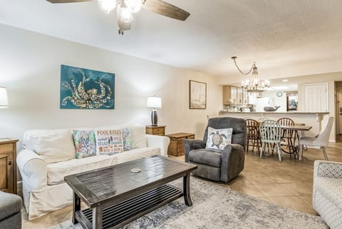 Orange Beach Beachfront Condo 2 Bedroom Sleeps 8 WD 110SW
