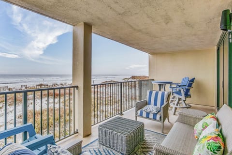 Orange Beach Beachfront Condo 2 Bedroom Sleeps 8 WD 110SW