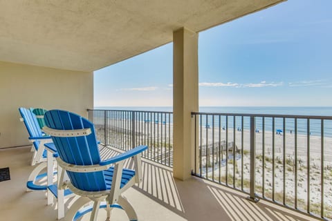 Orange Beach Beachfront Condo 2 Bedroom Sleeps 7 WD309SW