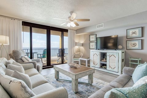 Orange Beach Beachfront Condo 2 Bedroom Sleeps 7 WD309SW