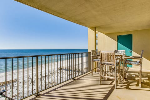 Orange Beach Beachfront Condo 2 Bedroom Sleeps 7 WD505SE