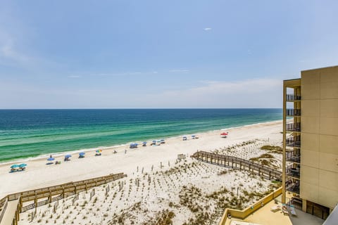 Orange Beach Beachfront Condo 2 Bedroom Sleeps 6 WD604SE
