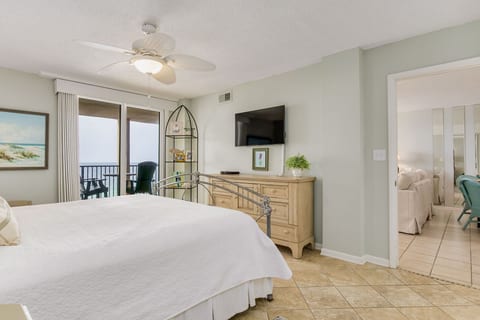 Orange Beach Beachfront Condo 2 Bedroom Sleeps 6 WD708SW
