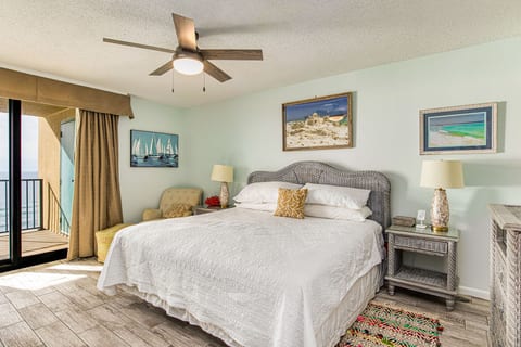 Orange Beach Beachfront Luxury Condo 2 Bedroom Sleeps 5 WD711SW.