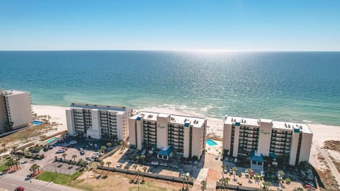 Orange Beach condo 2 Bedroom Sleeps 8 Wind Drift Bayside