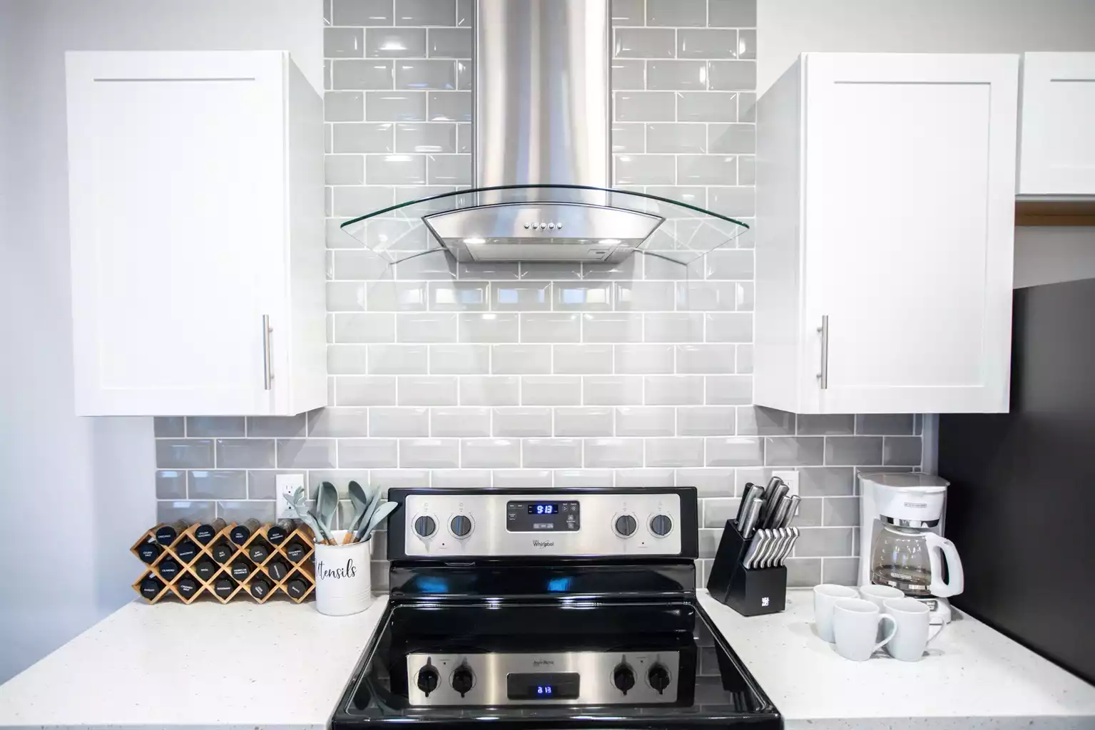 modern-and-luxurious-private-3-bedroom-home/