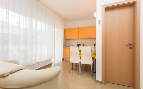 Apartment Denis - Unit 52079-61