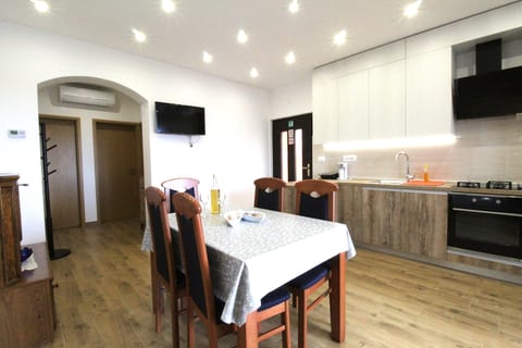 Apartment Tre pini 1 - Unit 371380-13