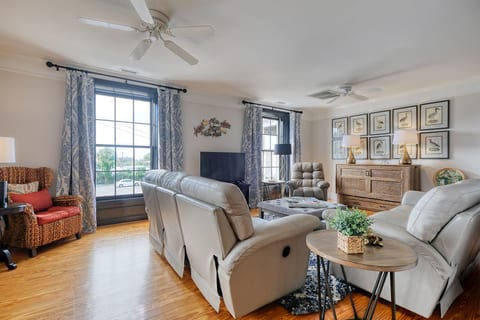 Large Living Room