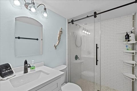 Island Place Unit 105