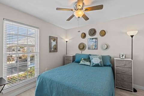 Island Place Unit 113