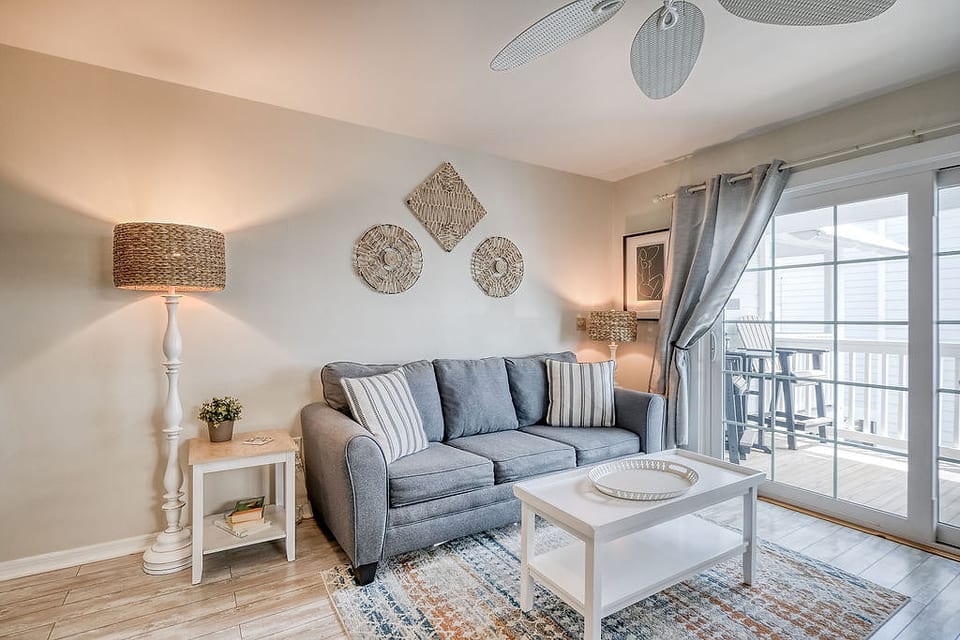 Bright, spacious Living Area