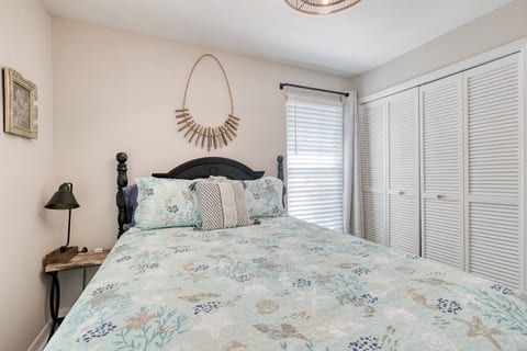 Master bedroom has a queen bed