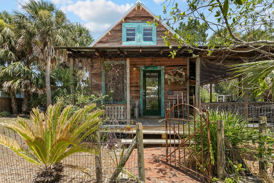 Cozy Rustic Cottage