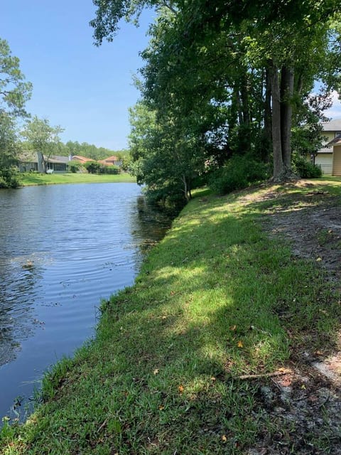 4-Bedroom Lakehome near Beach Mayo&All